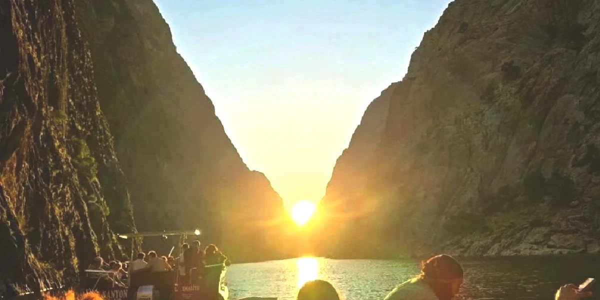 karasu-nehri.jpg