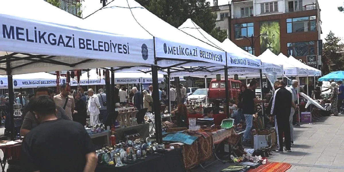 melikgazi-antika-pazari.jpg