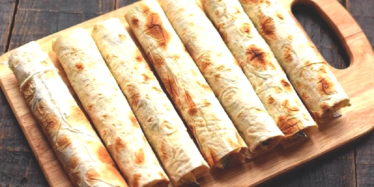peynirli-yumurtali-rulo.jpg