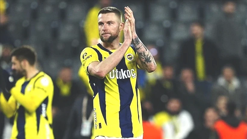 Fenerbahçe'den Çifte Bomba! - Resim: 2